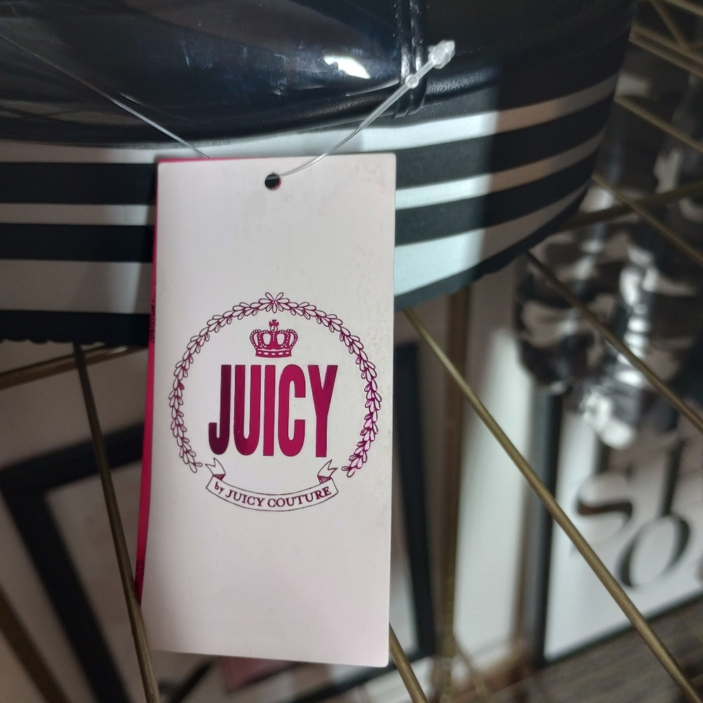 Platform Sandals. Juicy Couture. 9 M. Black & White. NWT - Picture 4 of 9